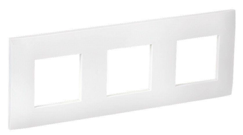 SKANDY Рамка 3-местная SK-F03W арктический белый IEK