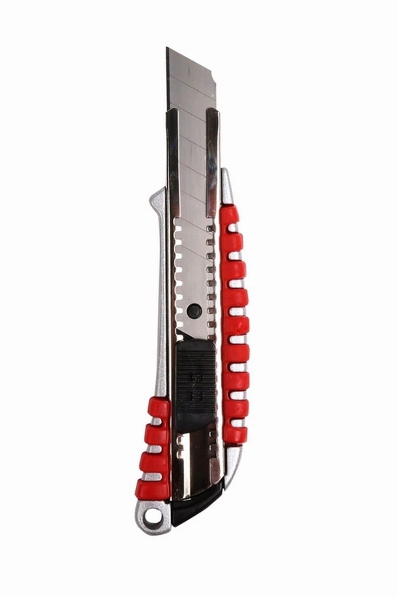 Нож с сегментированным лезвием 18 мм, металлический обрезиненный корпус REXANT
