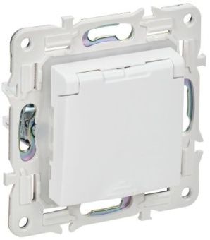 SKANDY Розетка 1-местная с заземл. с защ.шторками и крышкой 16А IP44 SK-R11W арктический белый