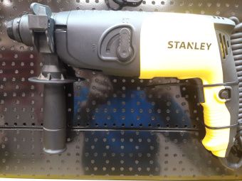 Перфоратор STANLEY STHR202K, SDS-PLus, 20 мм, 620 Вт, 1,34 Дж, 1250 об/мин, 3900 уд/мин, 2 режима